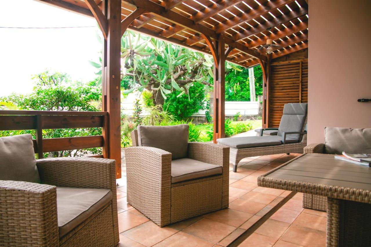Villa Le Colonial Zen - T4 A 5 Mn Aeroport Sainte-Marie Exterior photo
