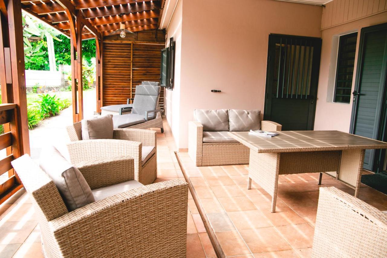 Villa Le Colonial Zen - T4 A 5 Mn Aeroport Sainte-Marie Exterior photo